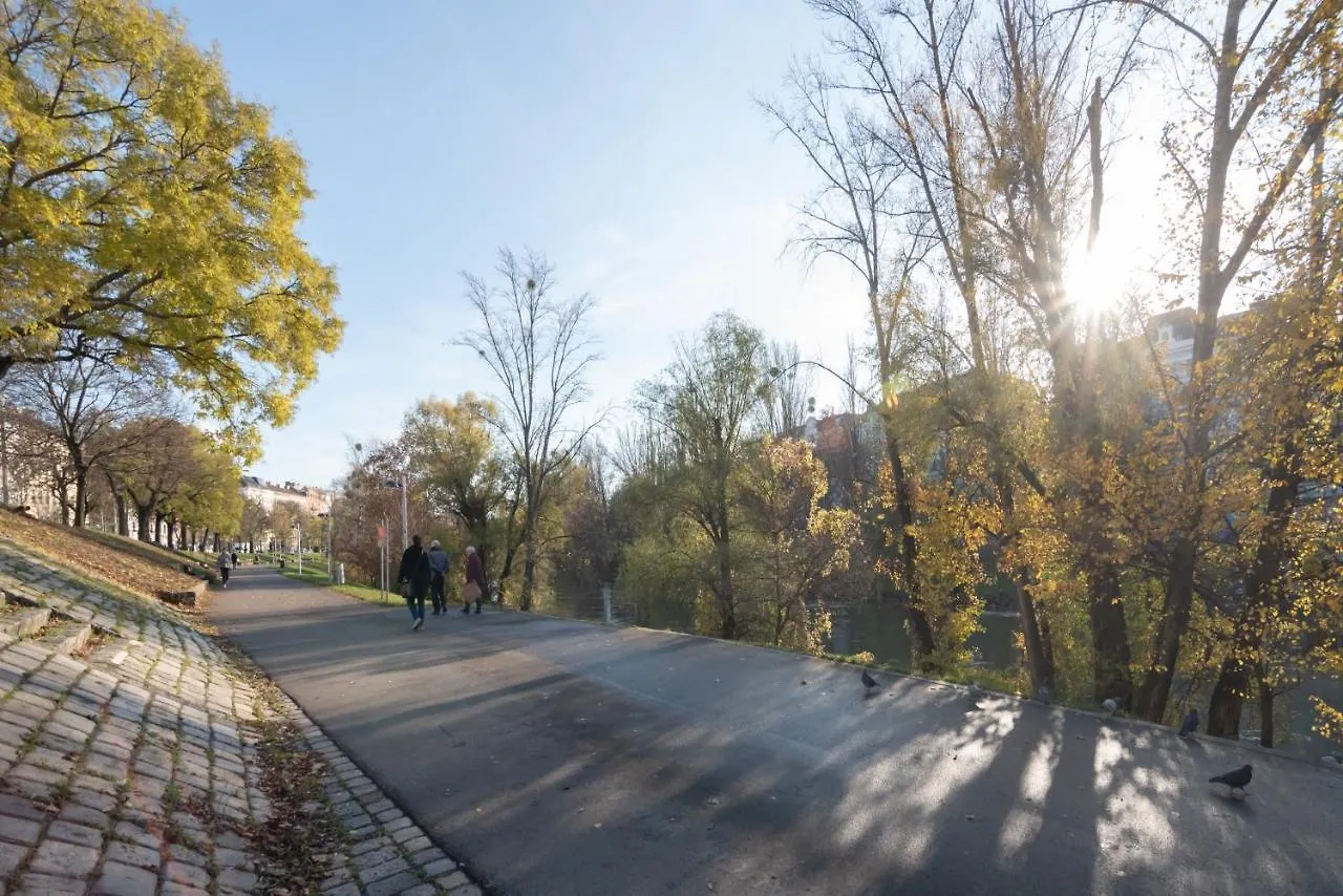 Appartamento An Der Donau, 10 Minuten Ins Zentrum, Klimaanlage Vienna