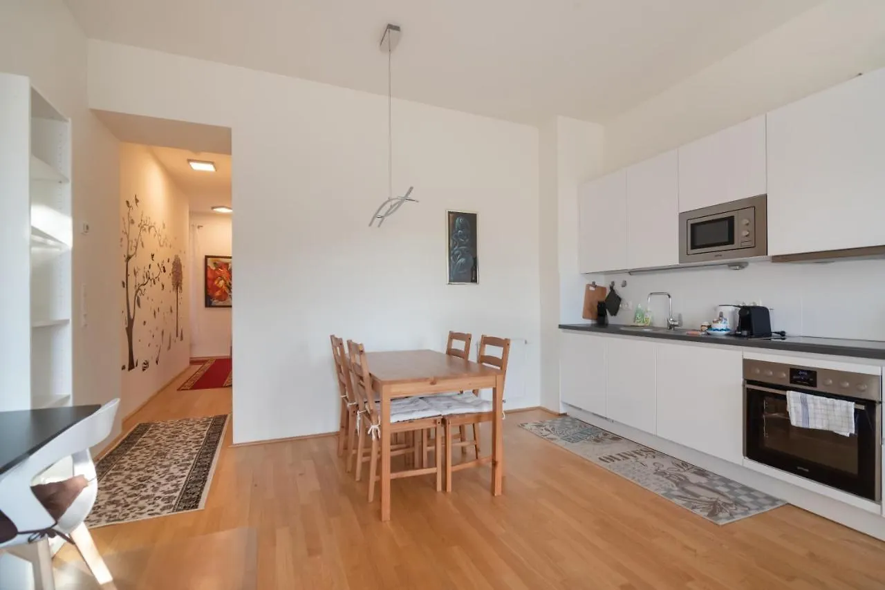 Apartment An Der Donau, 10 Minuten Ins Zentrum, Klimaanlage Wien